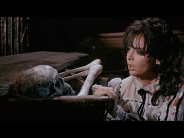 Un altro grande classico dell’horror italiano, completo in HD | L’Orribile segreto del Dr Hichcock